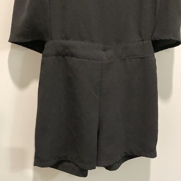 Misslook Black Sleeveless Romper Shorts​​​ - Picture 3 of 12